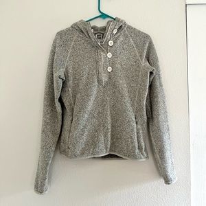 The North Face gray hooded fleece with toggle buttons and zipper women’s S/P